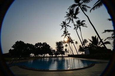 Laya Beach Hotel, Шри-Ланка, Ваддува