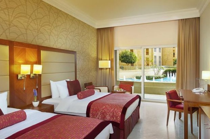 Фотография отеляCrowne Plaza Jordan Dead Sea Resort & Spa, № 3