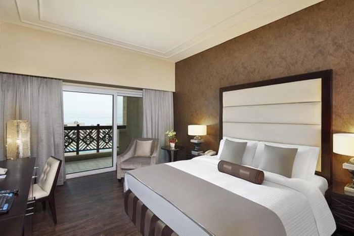 Фотография отеляCrowne Plaza Jordan Dead Sea Resort & Spa, № 10