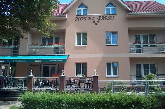 Hotel Pavai