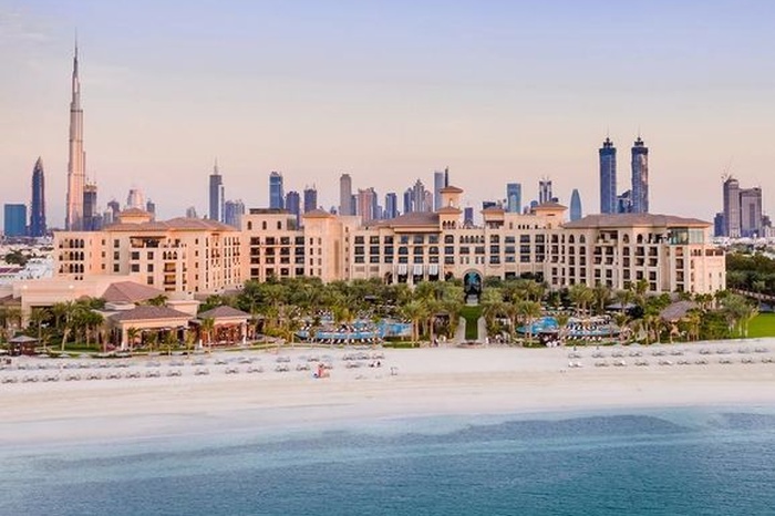 Фотография отеляFour Seasons Resort Dubai at Jumeirah Beach, № 2