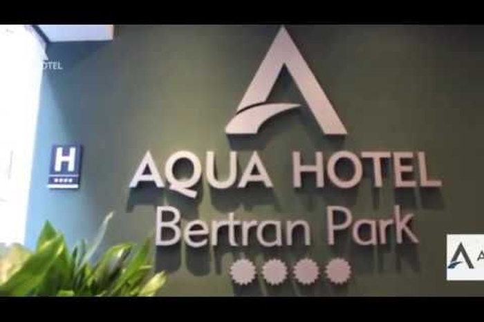 Aqua Hotel Bertran Park
