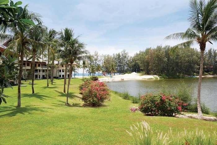Фотография отеляOutrigger Laguna Phuket Beach Resort, № 30